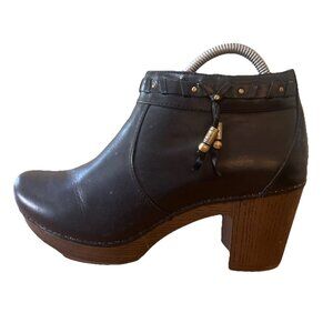 Dansko Dabney Ankle Booties Heel  Leather Charm Western  Womens Size 41
